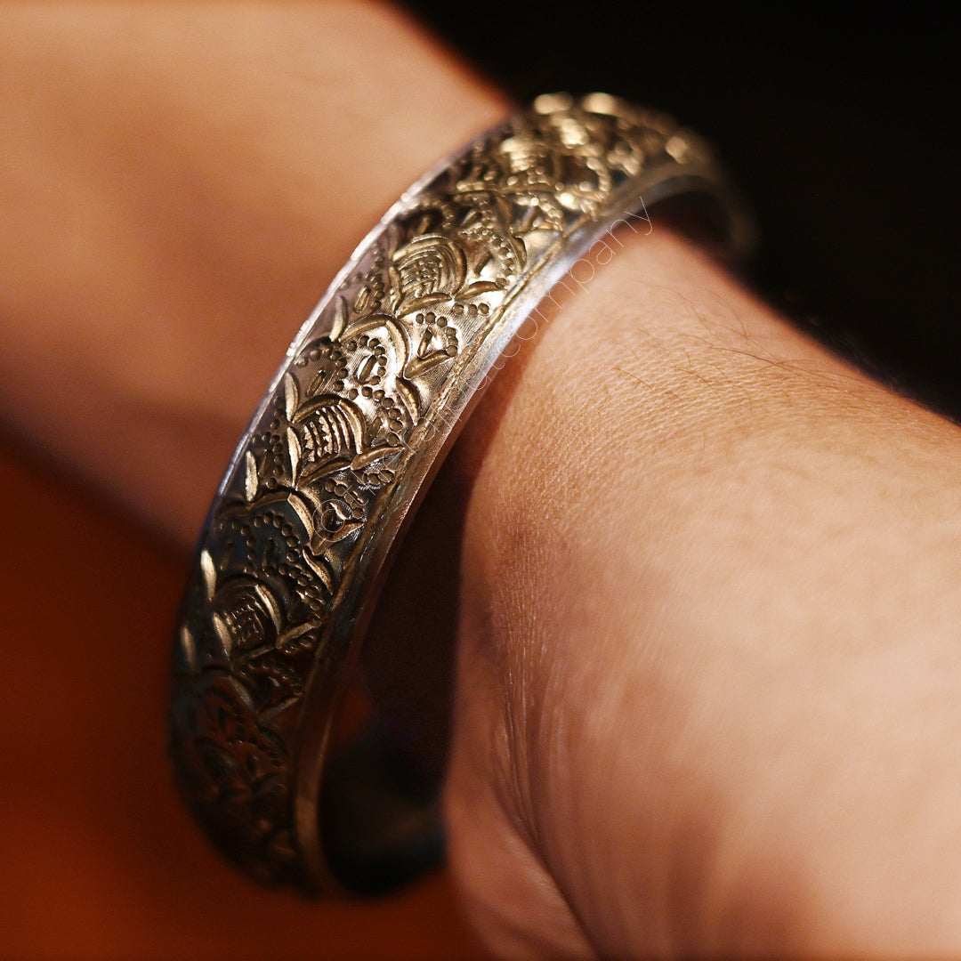 Pure Sarbloh Handmade Kada 'Nargis'