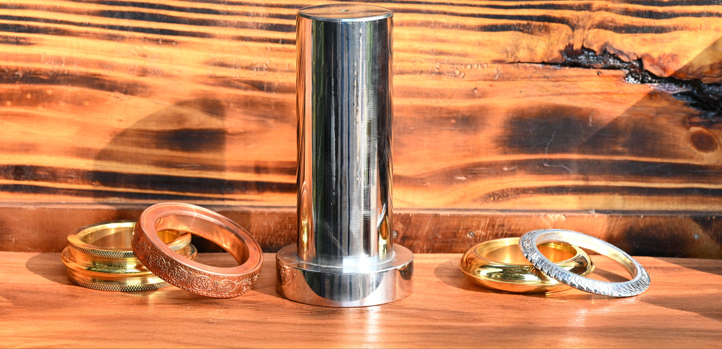 Custom Made Stand For Kada