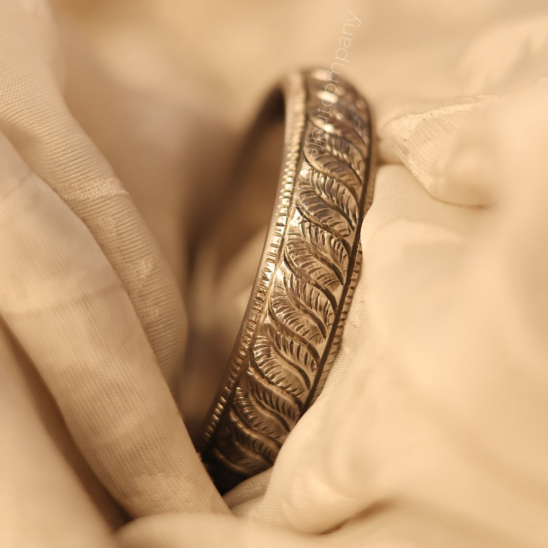 Pure Sarbloh Handmade Kada 'Pankhri Bel'