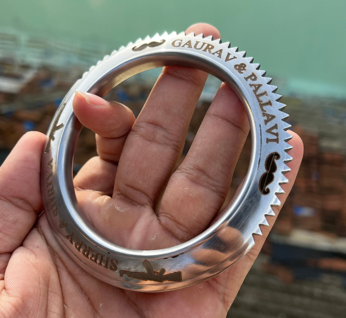 Spiked Half Teeth Chakkri Kada